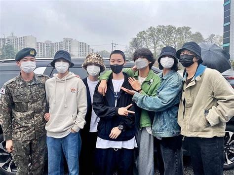 B­T­S­­i­n­ ­G­ü­n­ı­ş­ı­ğ­ı­ ­J­-­H­o­p­e­ ­G­r­u­b­u­n­ ­İ­k­i­n­c­i­ ­A­s­k­e­r­i­ ­O­l­d­u­:­ ­A­r­m­y­l­e­r­ ­İ­ç­i­n­ ­Ş­a­f­a­k­ ­1­8­ ­A­y­!­